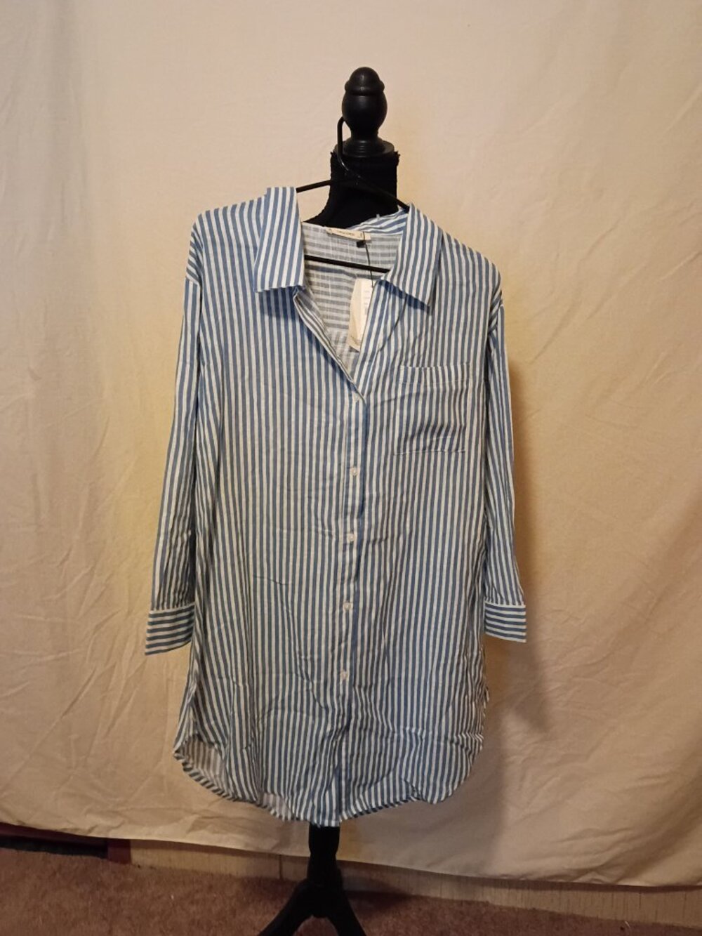 Blue and white vertical stripe pattern dress